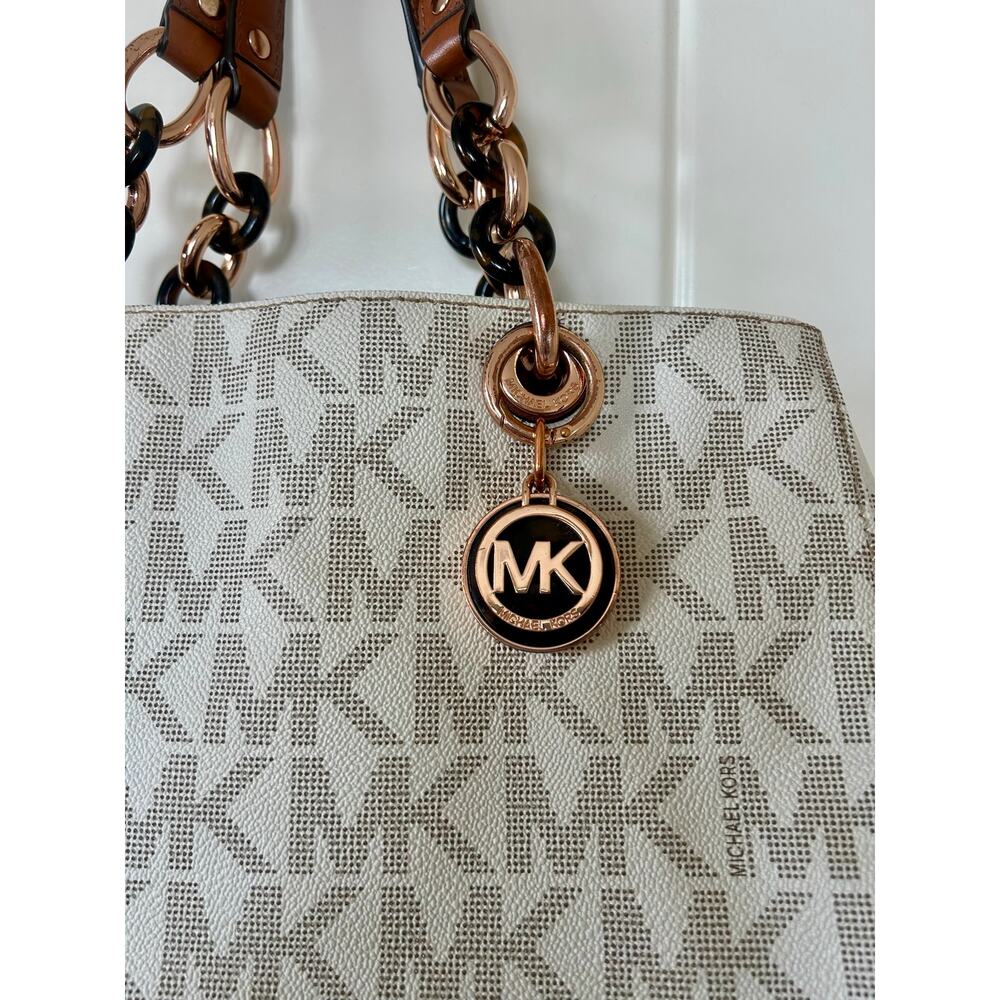 Michael Kors Cynthia MK Signature Monogram Satchel Handbag - Picture 2 of 9